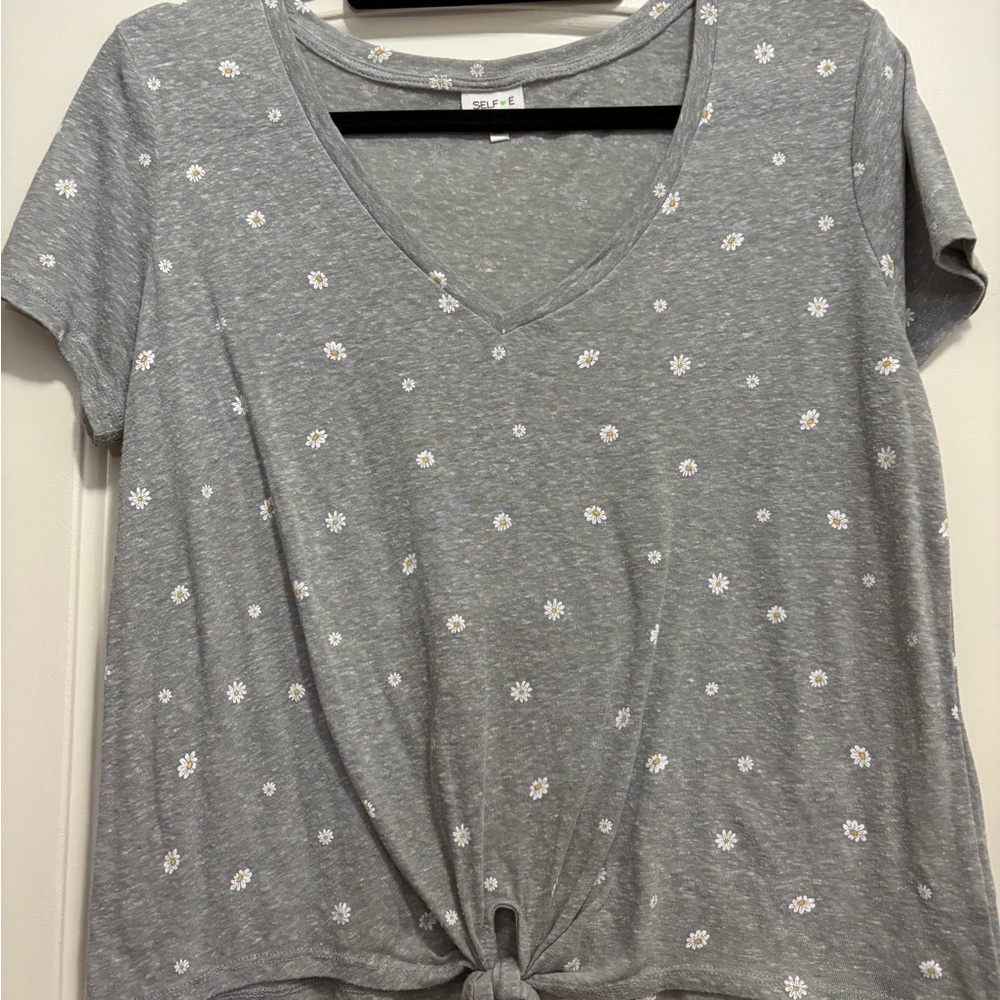 ELF Gray Tie-Front Short Sleeve Tee - Picture 3 of 5